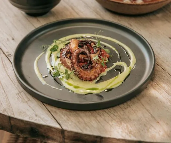 Cove Paros 5* Naousa