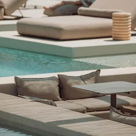 Cove Paros 5* Науса